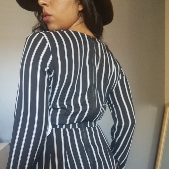 LAST//BLACK WHITE STRIPED MAXI ROMPER DRESS - Picture 7 of 8